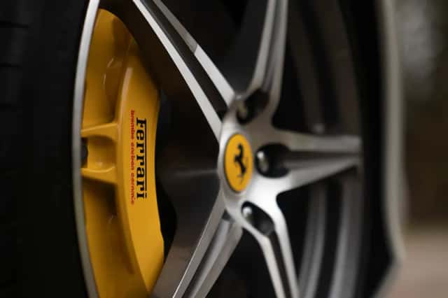 Ferrari 458 (2013) thumbnail 15