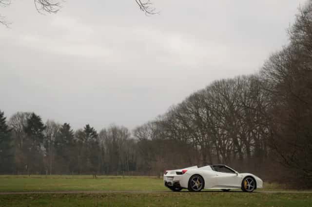 Ferrari 458 (2013) thumbnail 16