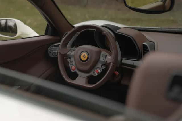 Ferrari 458 (2013) thumbnail 20