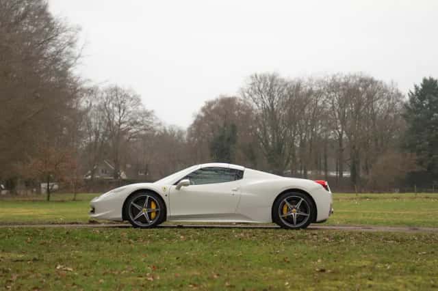 Ferrari 458 (2013) thumbnail 4