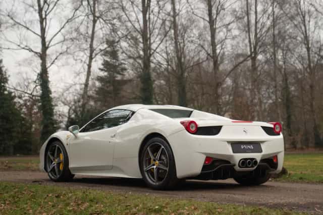 Ferrari 458 (2013) thumbnail 6