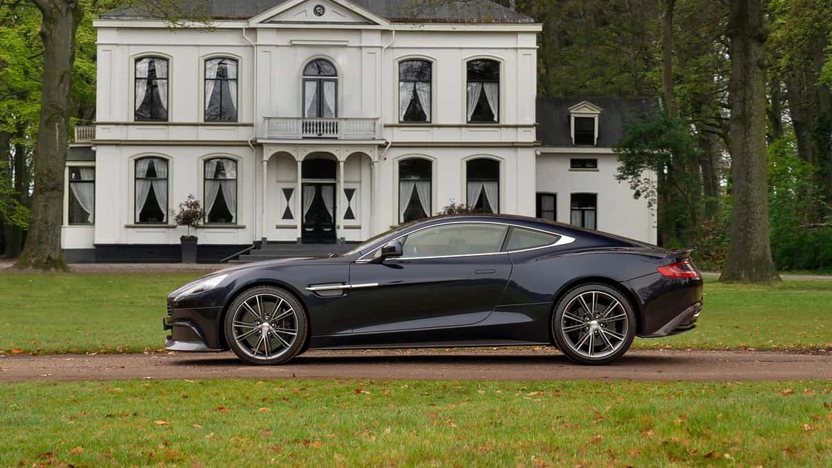 Aston Martin Vanquish (2014) — foto 1