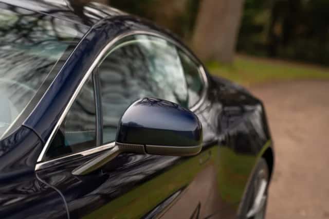 Aston Martin Vanquish (2014) thumbnail 19