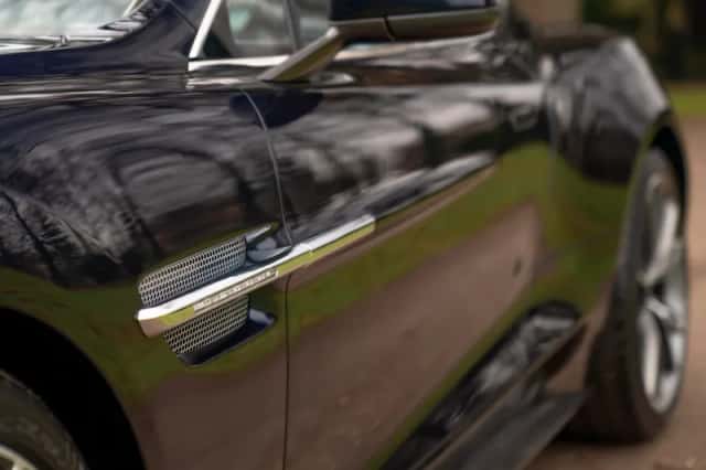 Aston Martin Vanquish (2014) thumbnail 20