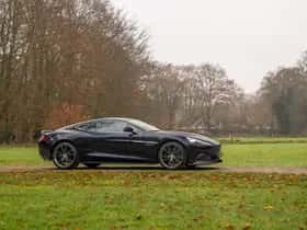 Aston Martin Vanquish (2014) thumbnail 3