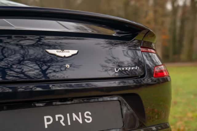Aston Martin Vanquish (2014) thumbnail 26