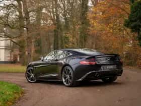 Aston Martin Vanquish (2014) thumbnail 4