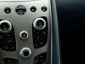 Aston Martin Vanquish (2014) thumbnail 47