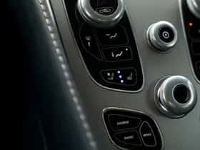 Aston Martin Vanquish (2014) thumbnail 48