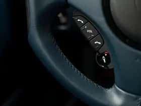 Aston Martin Vanquish (2014) thumbnail 49
