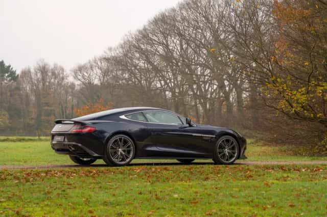 Aston Martin Vanquish (2014) thumbnail 6
