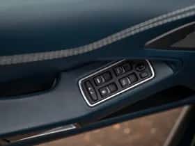 Aston Martin Vanquish (2014) thumbnail 51