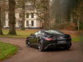 Aston Martin Vanquish (2014) thumbnail 55