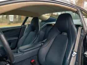 Aston Martin Vanquish (2014) thumbnail 9