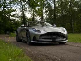 Aston Martin DB12 Volante (2024) thumbnail 16