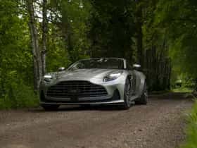 Aston Martin DB12 Volante (2024) thumbnail 22