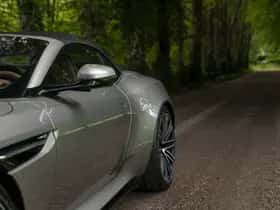 Aston Martin DB12 Volante (2024) thumbnail 24
