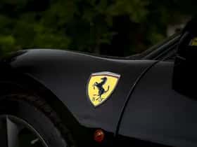 Ferrari 488 (2016) thumbnail 24