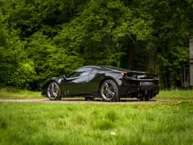 Ferrari 488 (2016) thumbnail 31