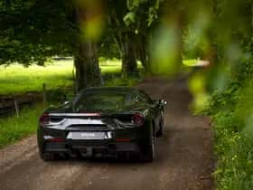 Ferrari 488 (2016) thumbnail 32