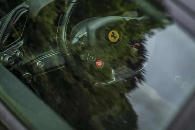 Ferrari 488 (2016) thumbnail 34