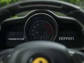 Ferrari 488 (2016) thumbnail 43
