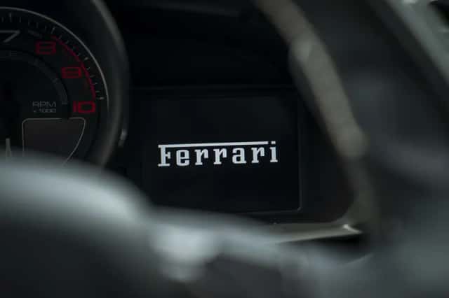 Ferrari 488 (2016) thumbnail 45