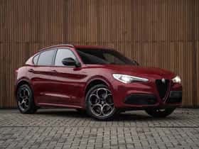 Alfa Romeo Stelvio (2020) thumbnail 2