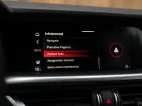Alfa Romeo Stelvio (2020) thumbnail 37