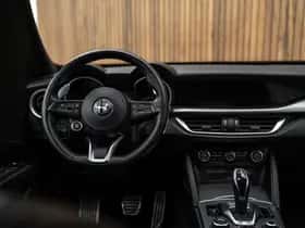 Alfa Romeo Stelvio (2020) thumbnail 10