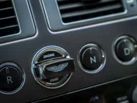 Aston Martin V8 Vantage (2009) thumbnail 12