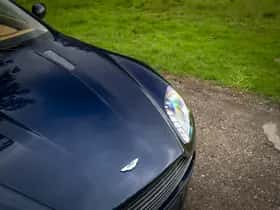 Aston Martin V8 Vantage (2009) thumbnail 18