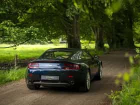 Aston Martin V8 Vantage (2009) thumbnail 24