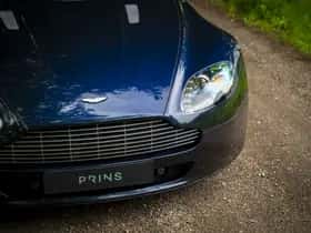 Aston Martin V8 Vantage (2009) thumbnail 32