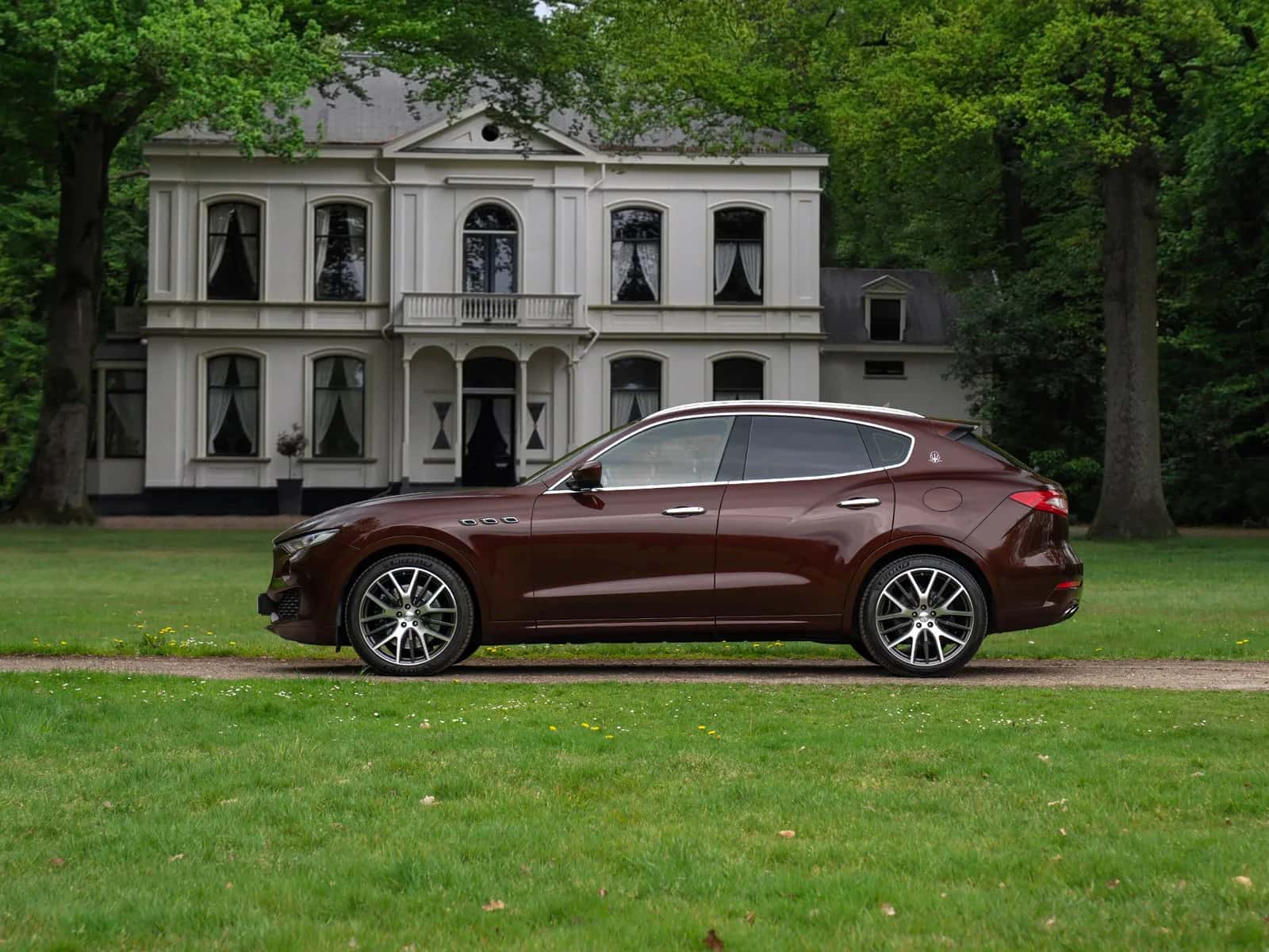 Maserati Levante (2016) — foto 1