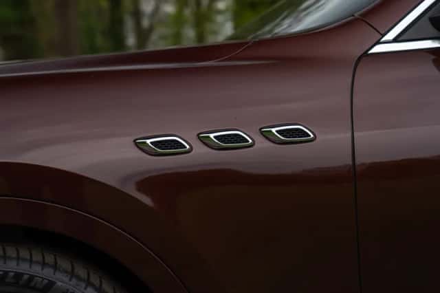 Maserati Levante (2016) thumbnail 14