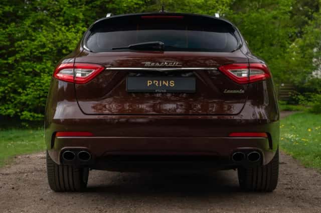 Maserati Levante (2016) thumbnail 5