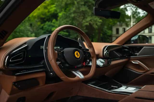 Ferrari Purosangue (2025) thumbnail 7