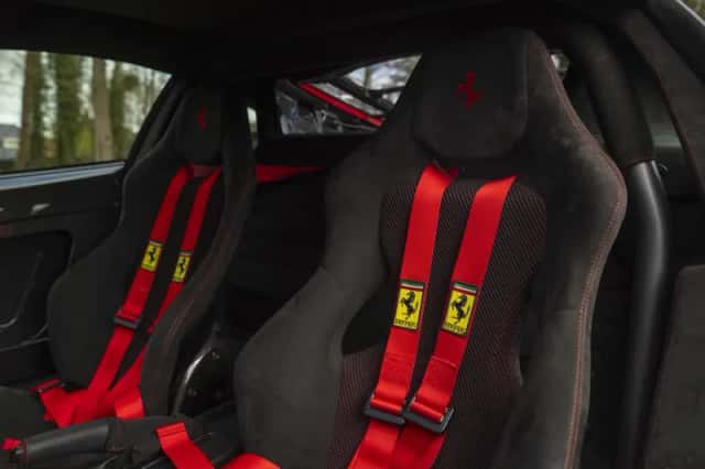 Ferrari 430 Scuderia (2009) thumbnail 9