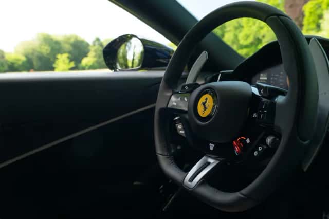 Ferrari Roma (2023) thumbnail 28