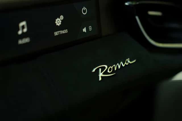 Ferrari Roma (2023) thumbnail 38