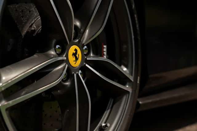 Ferrari Roma (2023) thumbnail 43