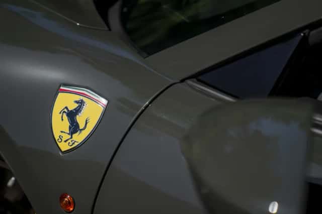 Ferrari 488 (2016) thumbnail 27