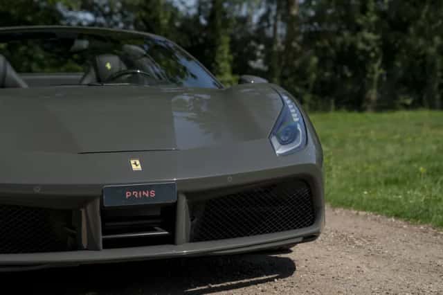 Ferrari 488 (2016) thumbnail 32