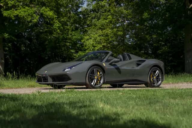Ferrari 488 (2016) thumbnail 34