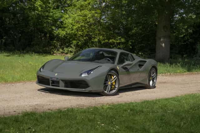 Ferrari 488 (2016) thumbnail 35