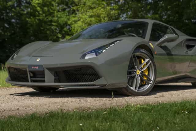 Ferrari 488 (2016) thumbnail 36
