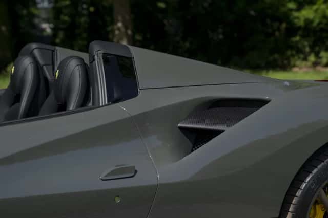Ferrari 488 (2016) thumbnail 42