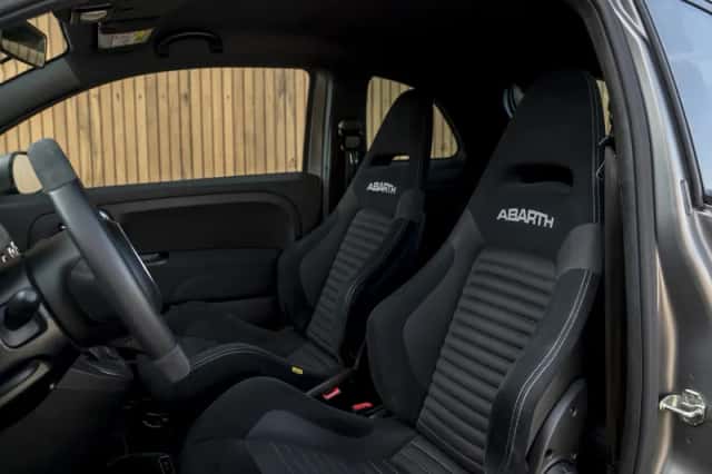 Abarth 595 (2019) thumbnail 9