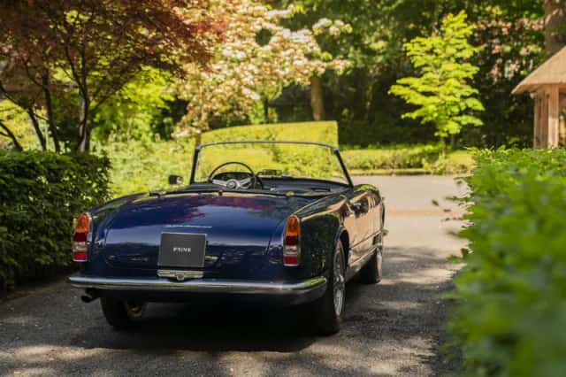 Alfa Romeo 2000 Spider (1959) thumbnail 35